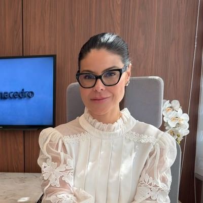 Sabrina Cedro no consultório